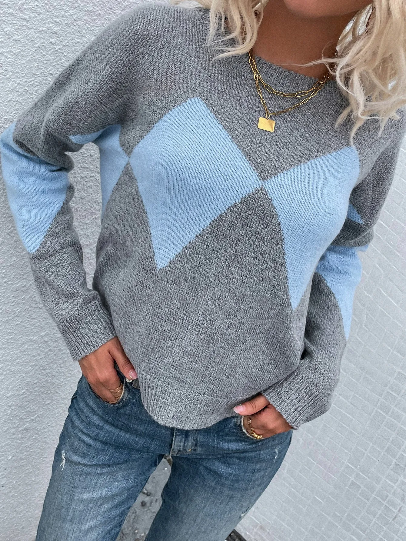 Blue Colour Block Sweater MYWU0552HI