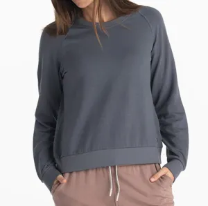 Free Fly Women’s Bamboo Lightweight Fleece Crew