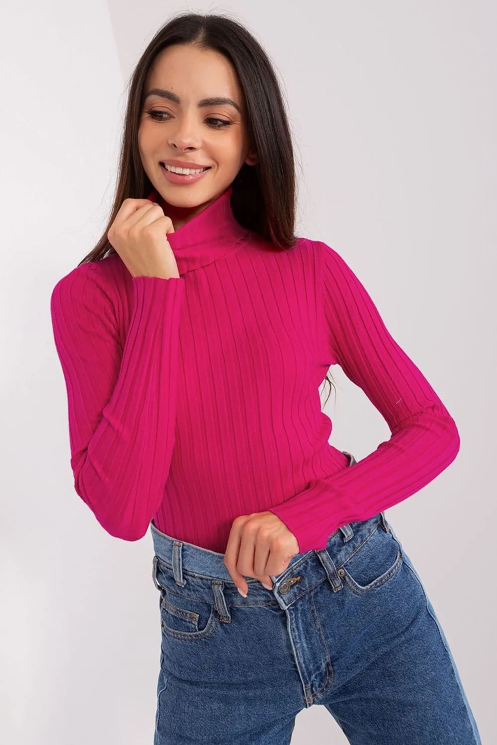 Turtleneck Sweater in Fuchsia