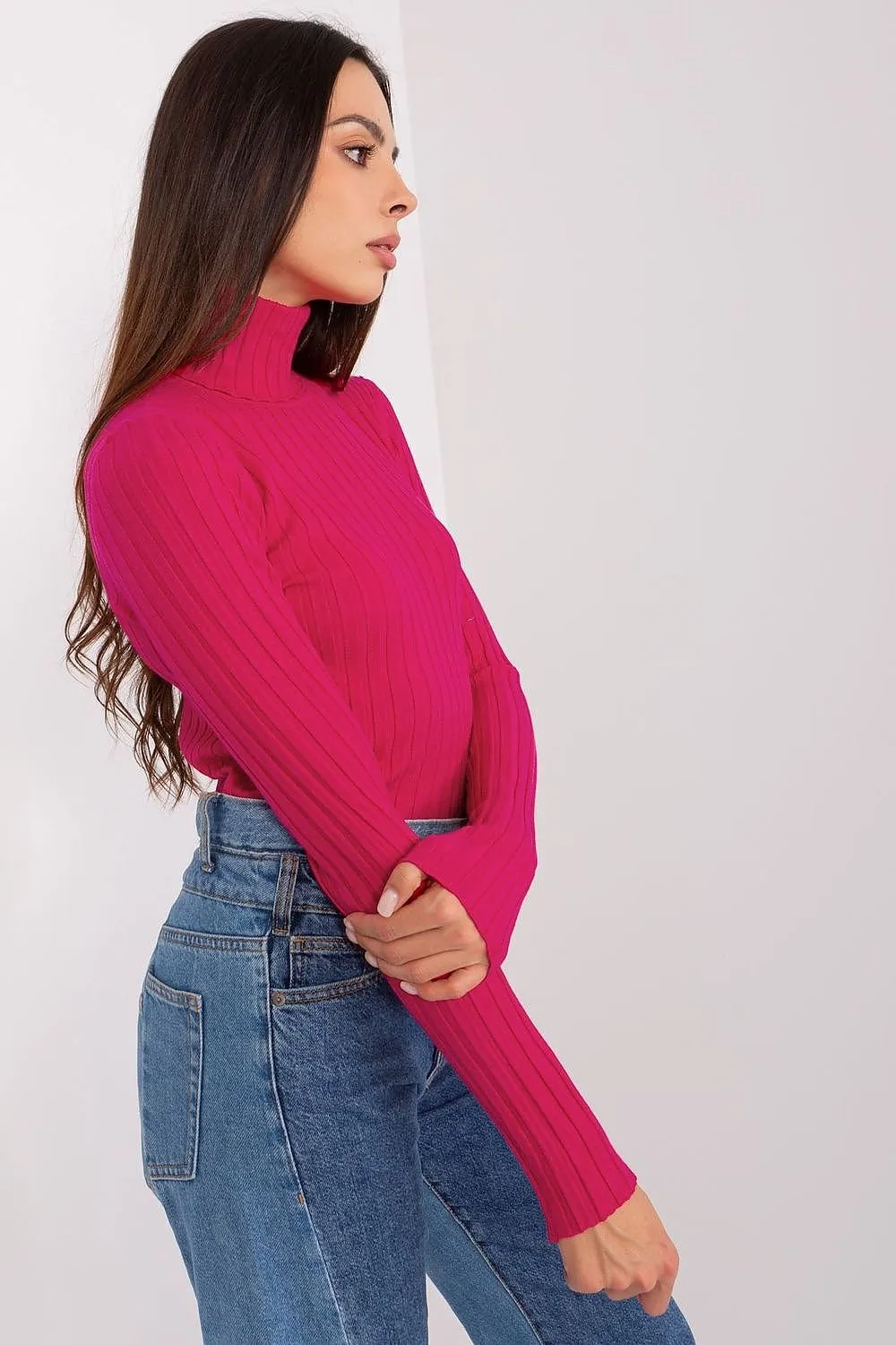 Turtleneck Sweater in Fuchsia