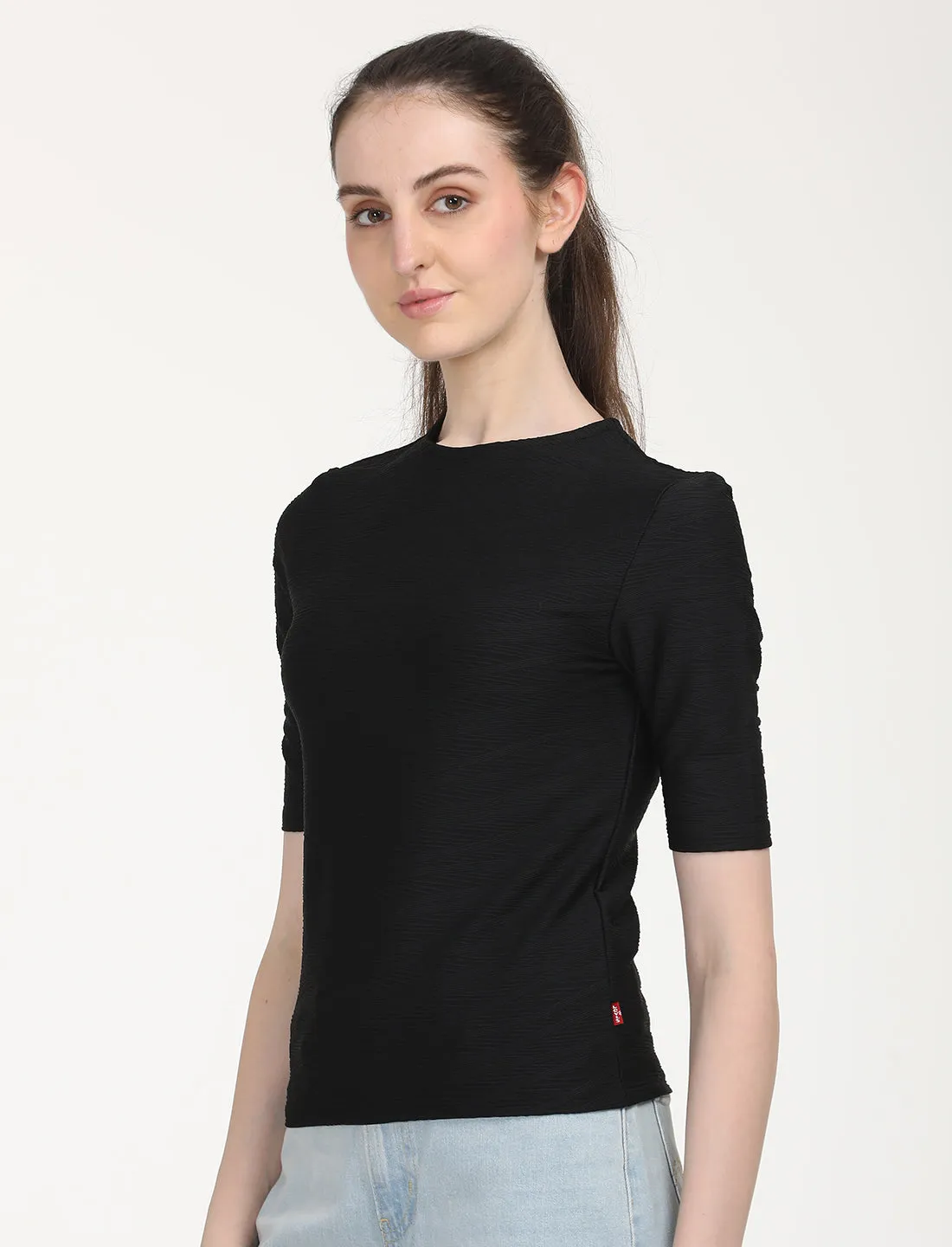 Women's Solid Black Round Neck Sweater